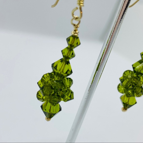 Swarovski Green crystal Earrings - Picture 5 of 6